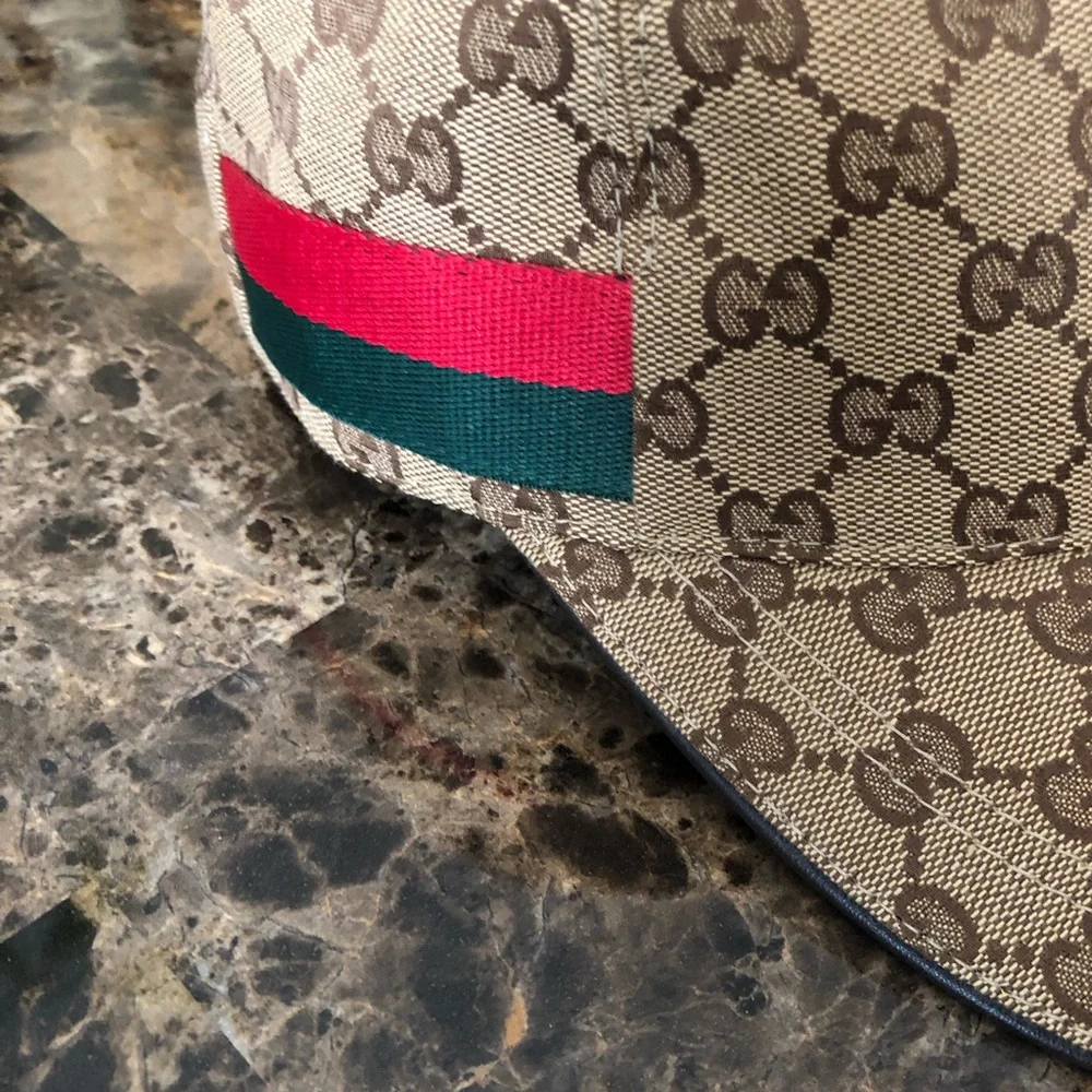Gucci Beige GG Canvas Baseball Cap with Red & Green Accent